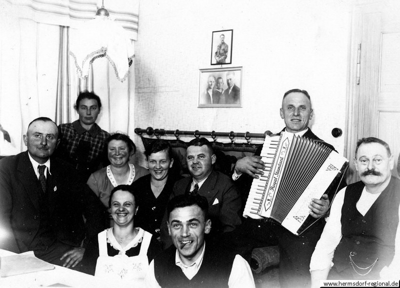 1934 Hermann Knauer (vorn rechts).